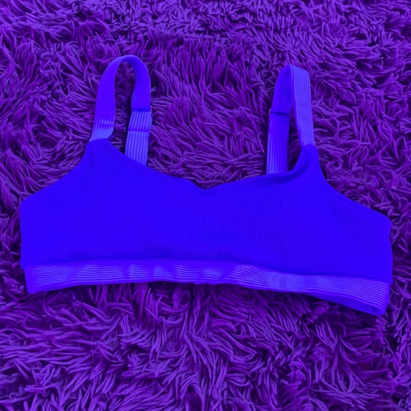 Bikini - Picture 4 of 6